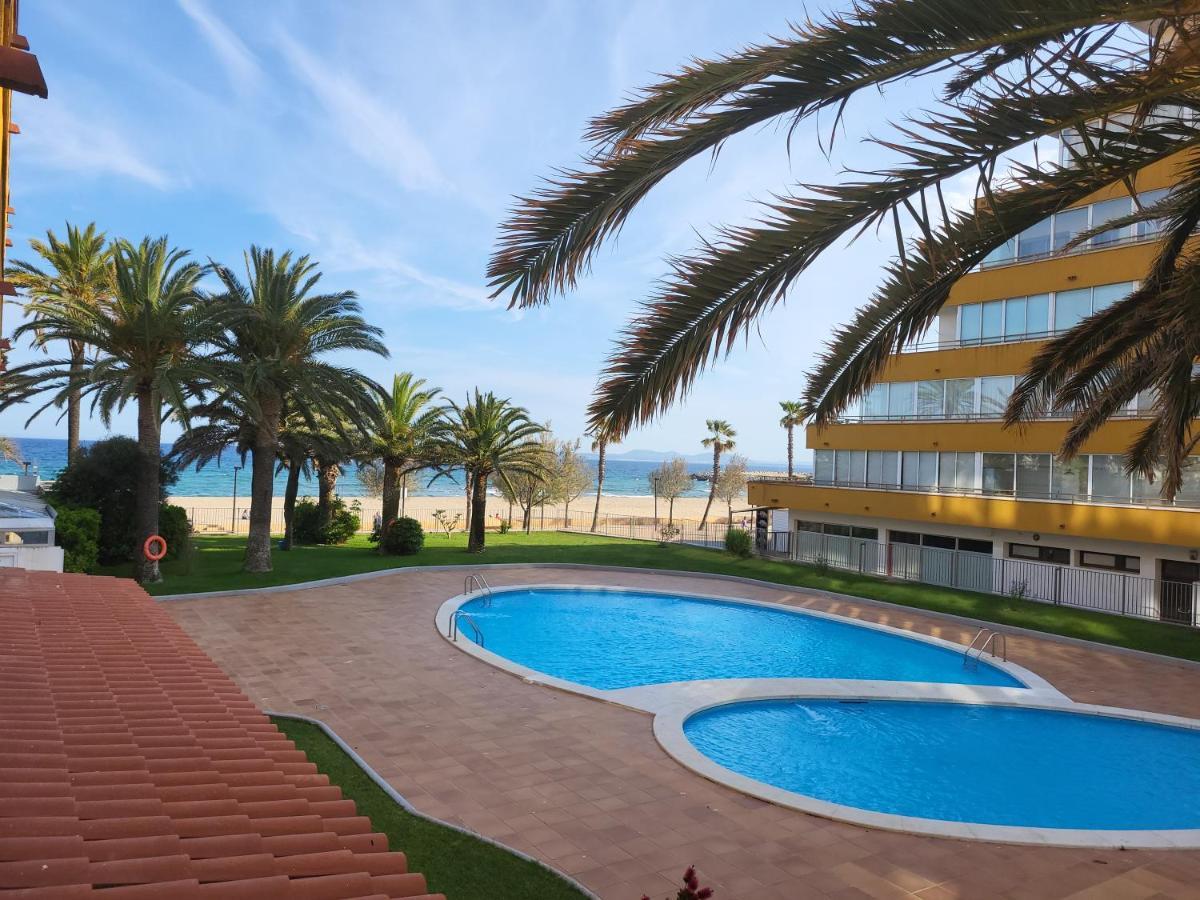 Superbe Apartement En Residence Avec Piscine Roses Exterior foto